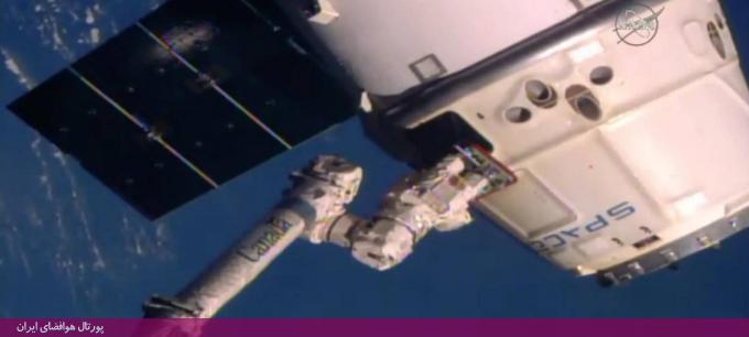بازگشت کپسول فضایی «دراگون» شرکت اسپیس‌ایکس به همراه 12 موش به زمین