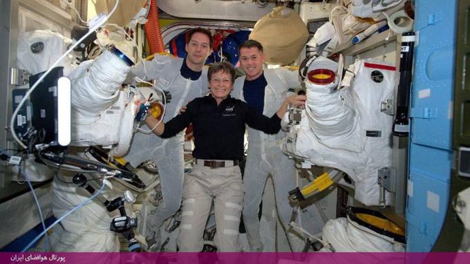 تماس تلفنی دونالد ترامپ با فضا برای تبریک موفقیت فضانورد «پگی ویتسون»