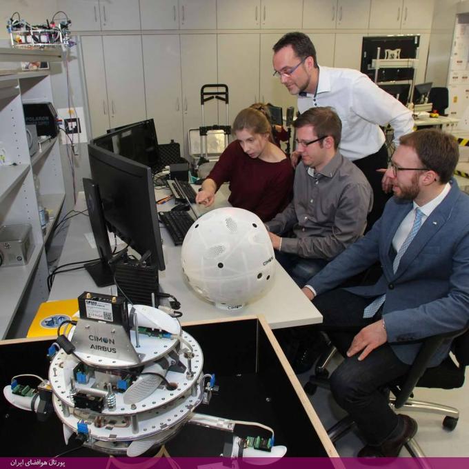 ارسال ربات شناور "سایمون" به ایستگاه فضایی بین‌المللی/نخستین دستیار رباتیک مجهز به هوش مصنوعی